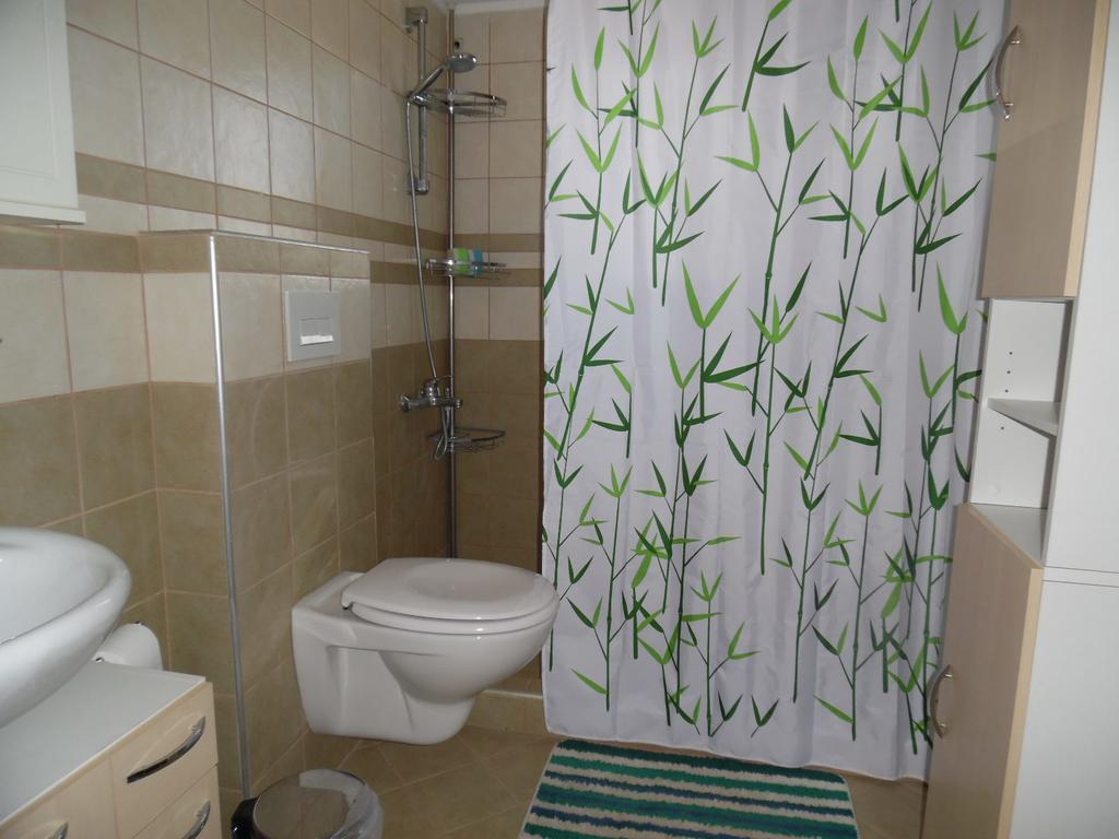 Artemis Appartments Pitsidia Exterior foto