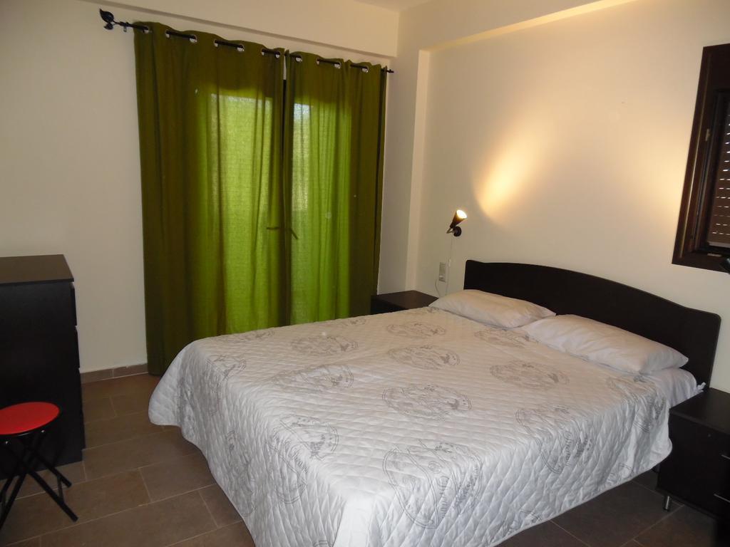 Artemis Appartments Pitsidia Exterior foto